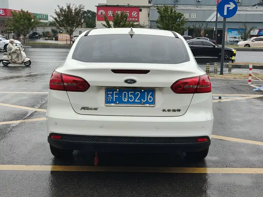 Ford Focus — миниатюра 5