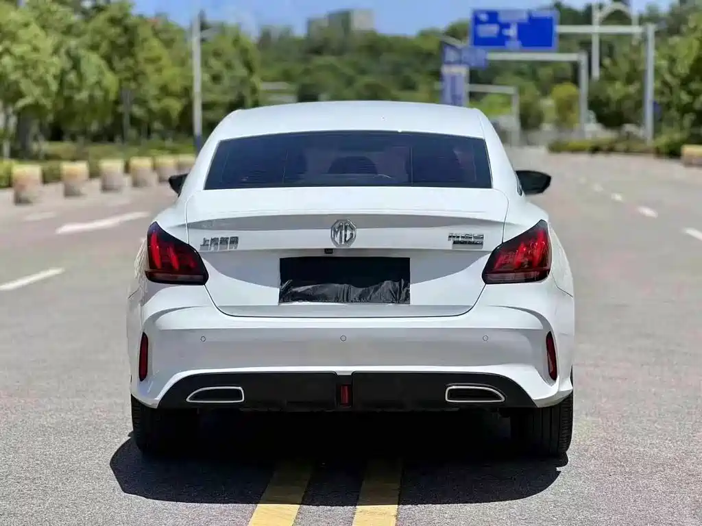 MG MG5 — миниатюра 7