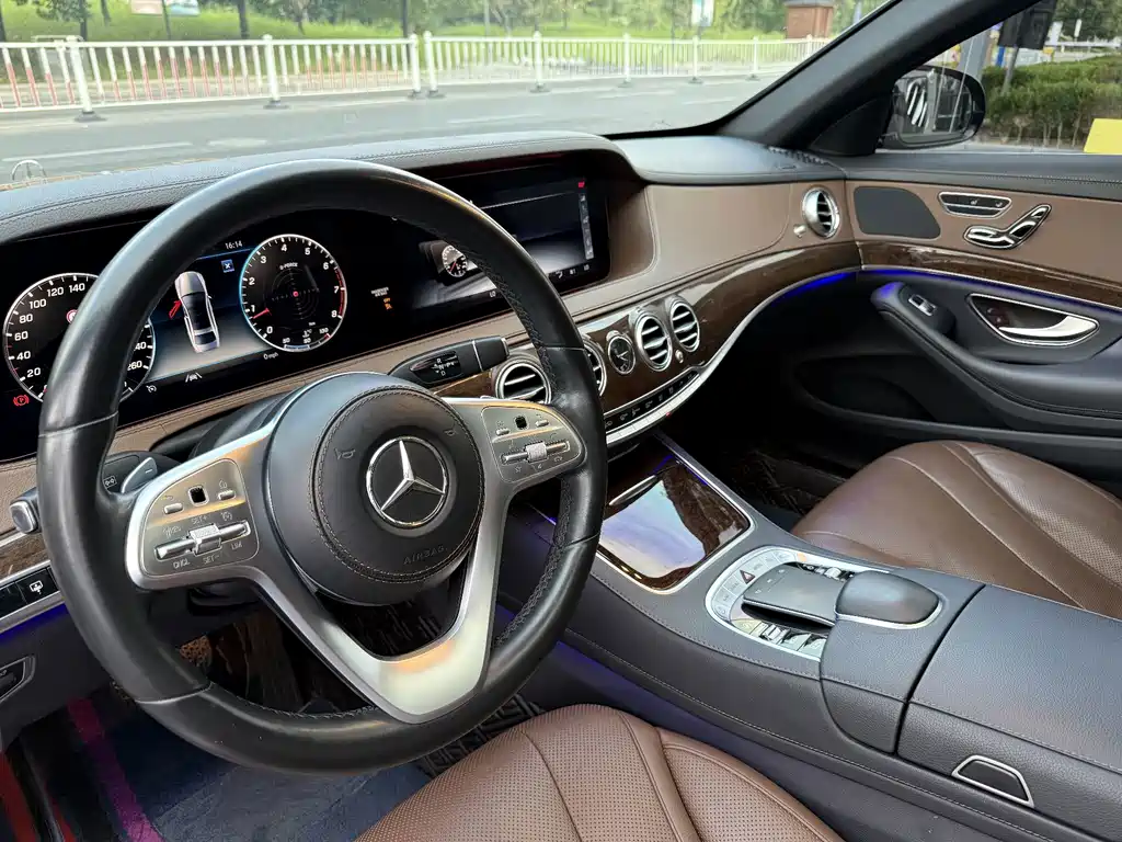 Mercedes-Benz S-Class — миниатюра 16