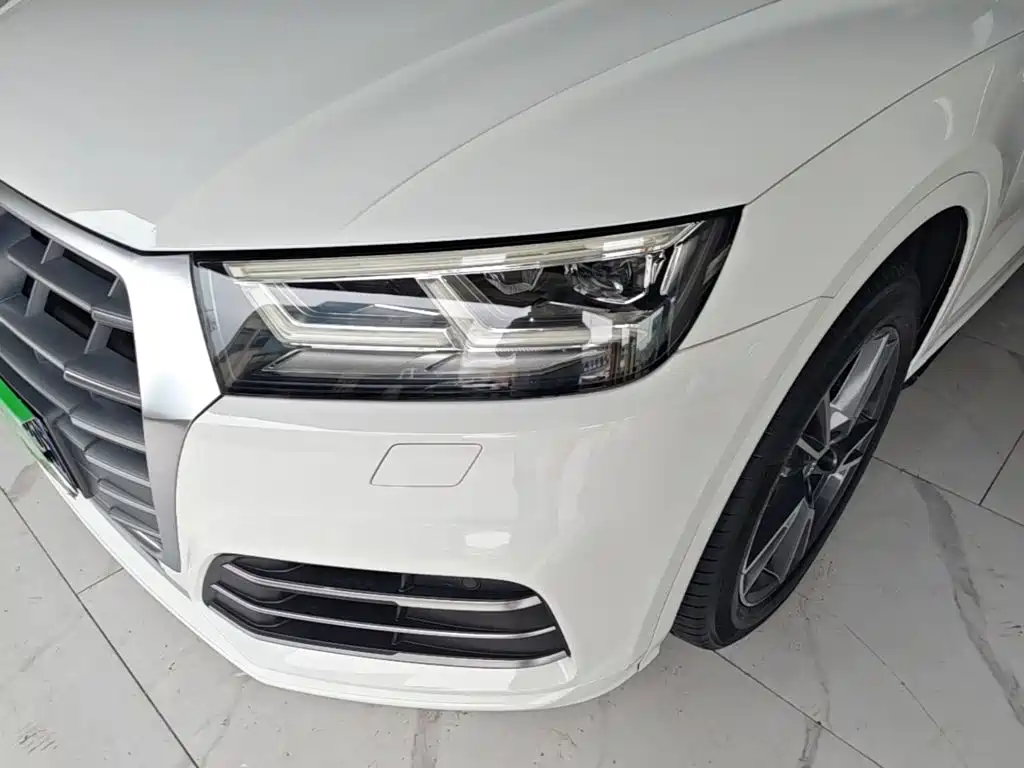 Audi Q5L — миниатюра 24