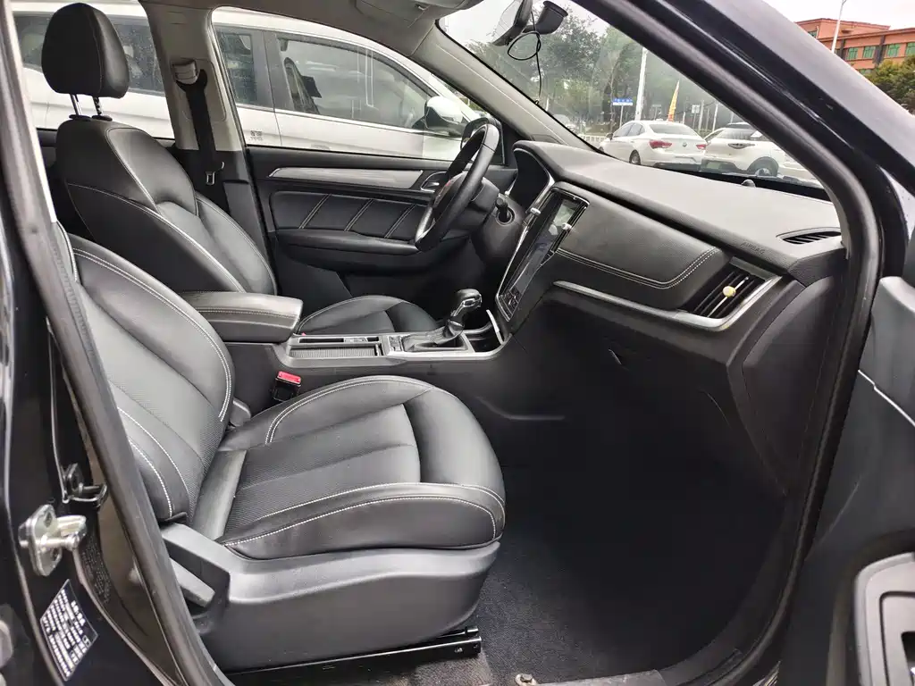 Roewe RX5 — миниатюра 14