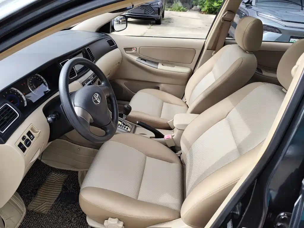 Toyota Corolla 2013 1.6L AT
