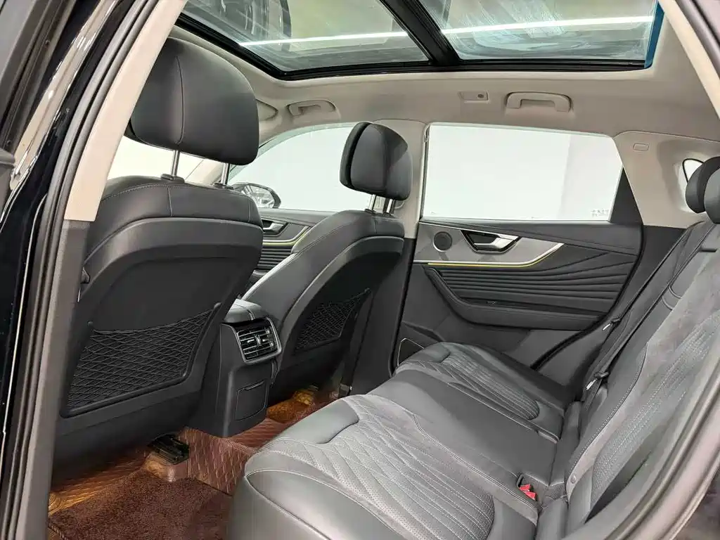 Hongqi Hongqi HS5 — миниатюра 8