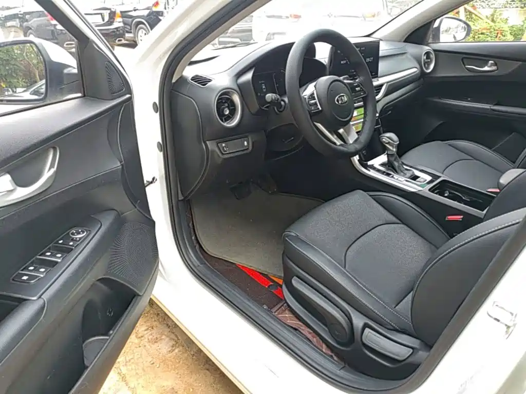 Kia K3 — миниатюра 16