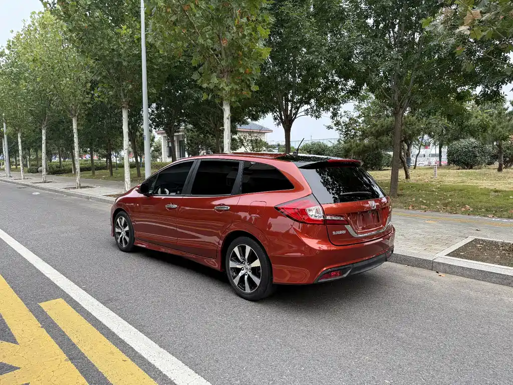 Honda Jade — миниатюра 5