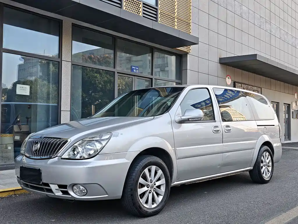 Buick GL8 2015