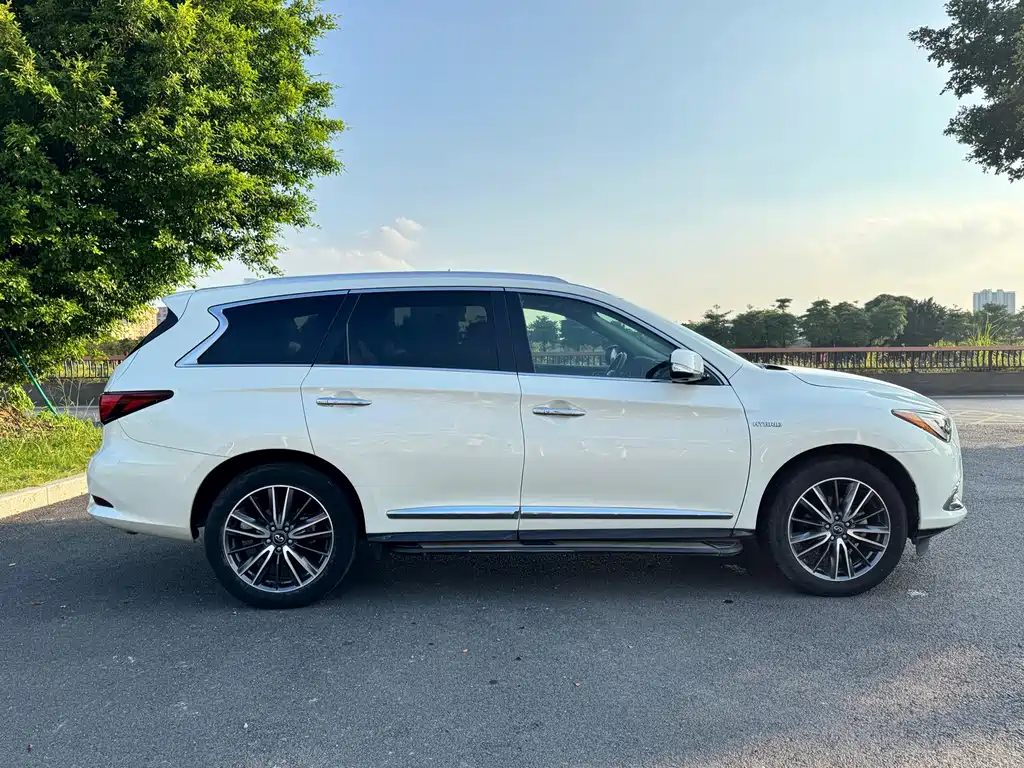 Infiniti QX60 (Import) — миниатюра 8
