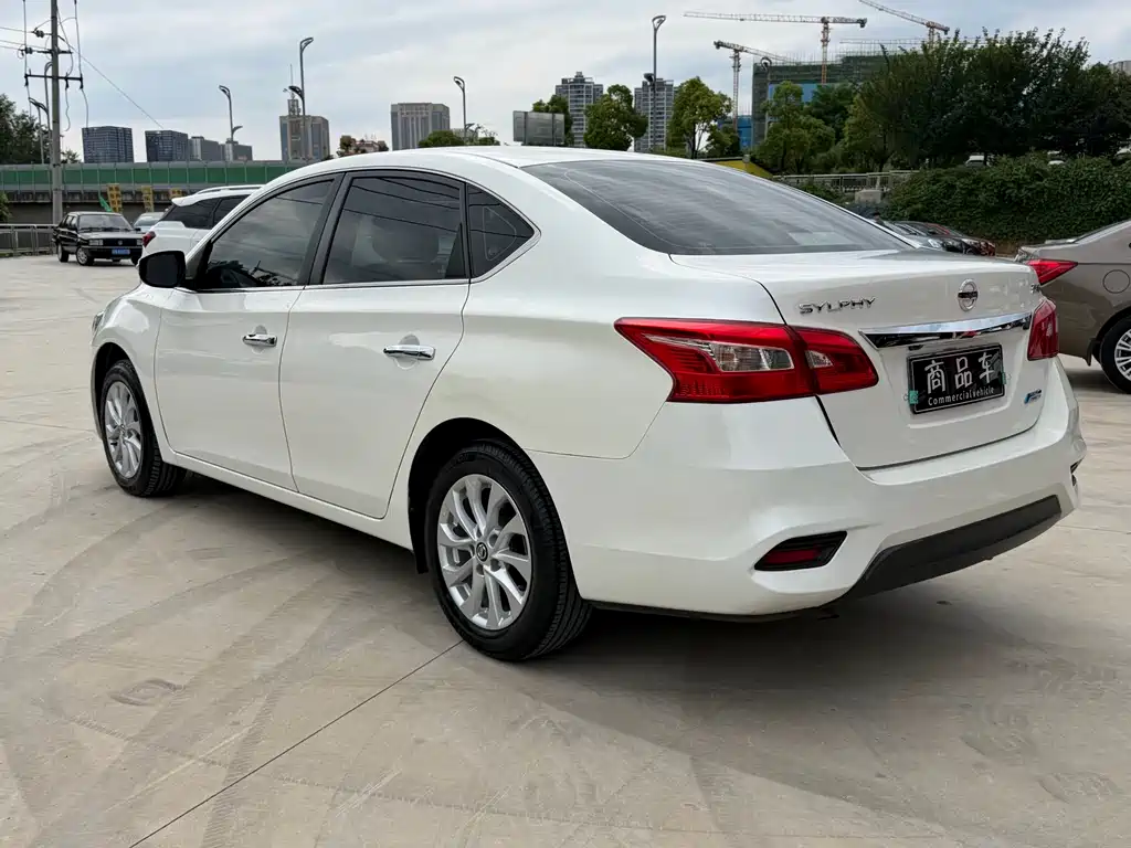 Nissan Sylphy 2019 1.6XV CVT Premium VI
