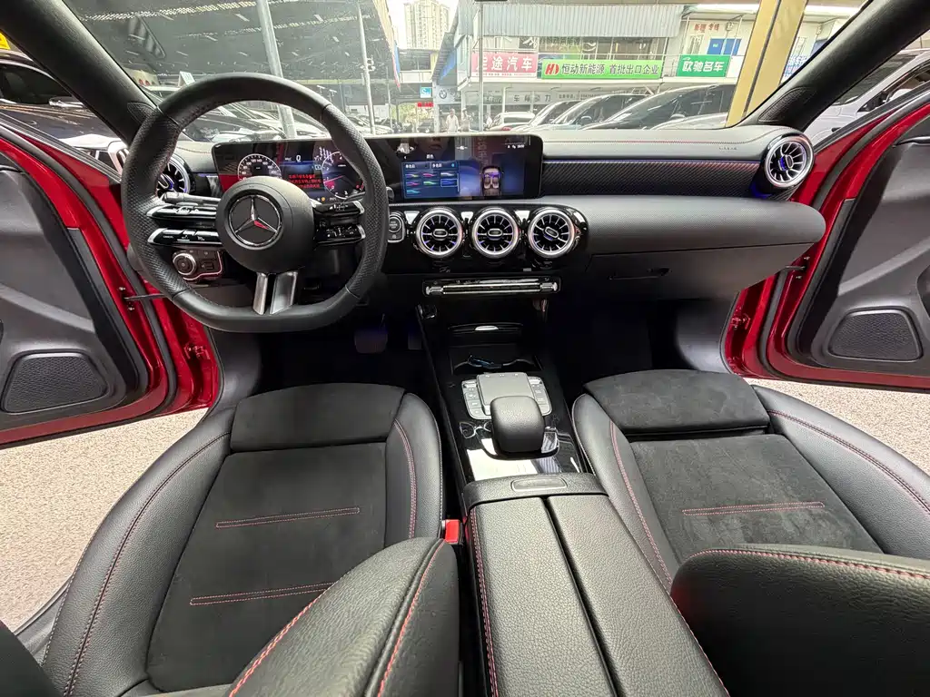 Mercedes-Benz A-Class — миниатюра 19
