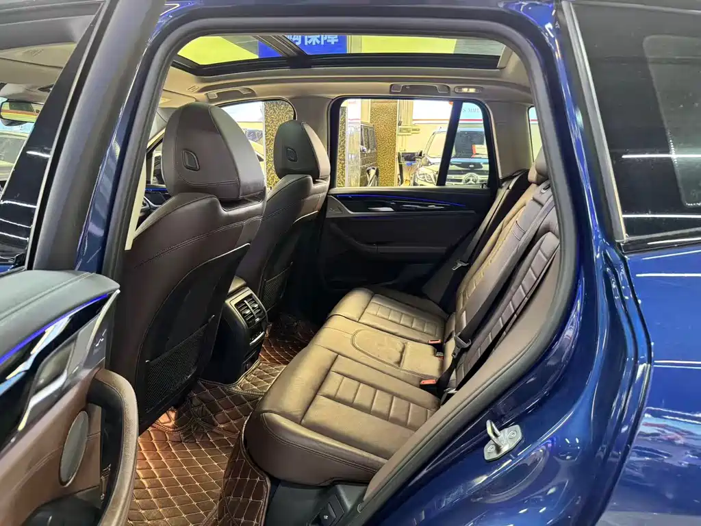 BMW X3 — миниатюра 5