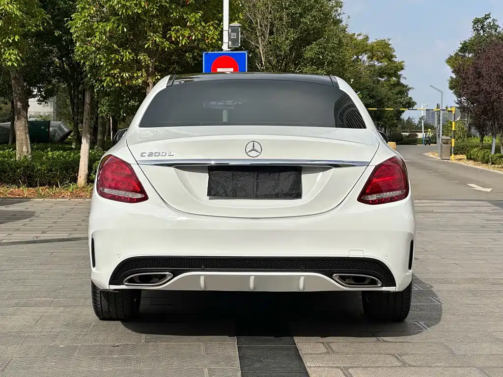 Mercedes-Benz C-Class — миниатюра 10