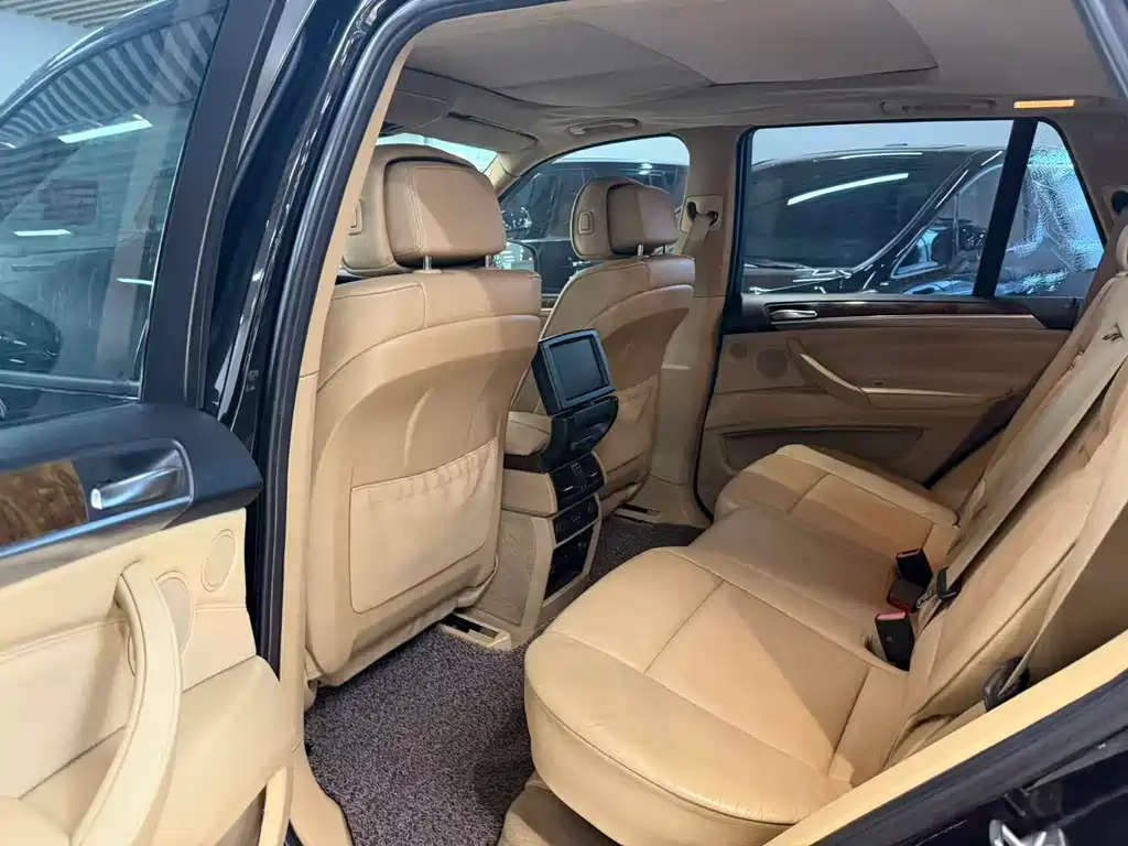 BMW X5 2011 xDrive35i Luxury