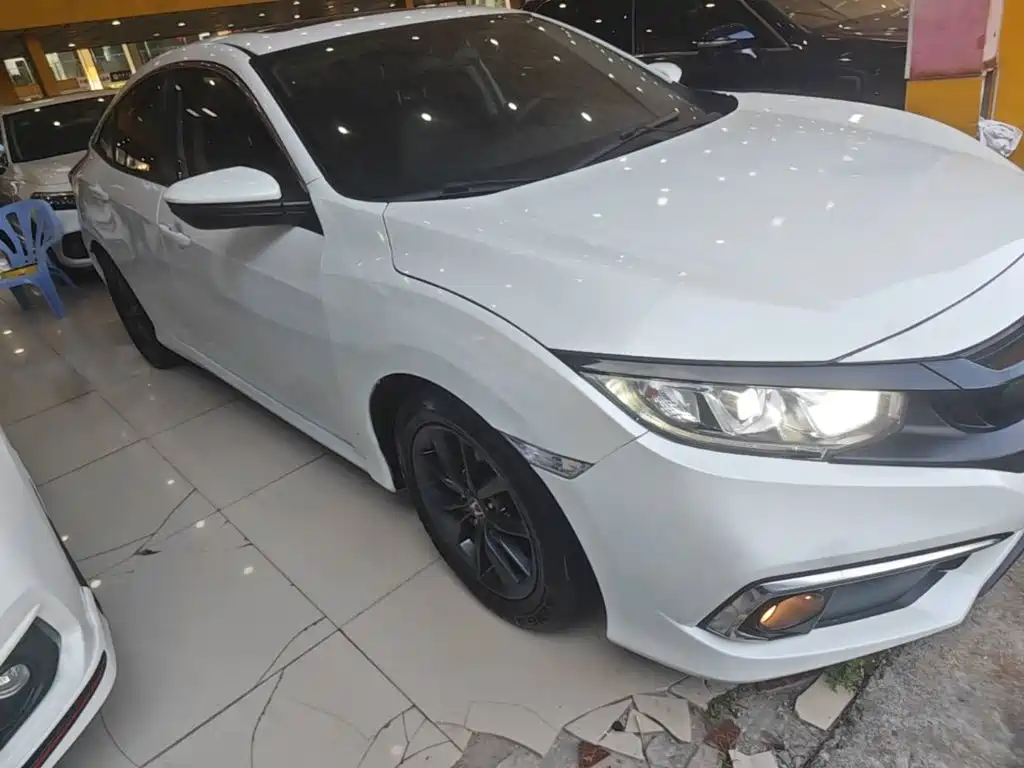 Honda Civic — миниатюра 4