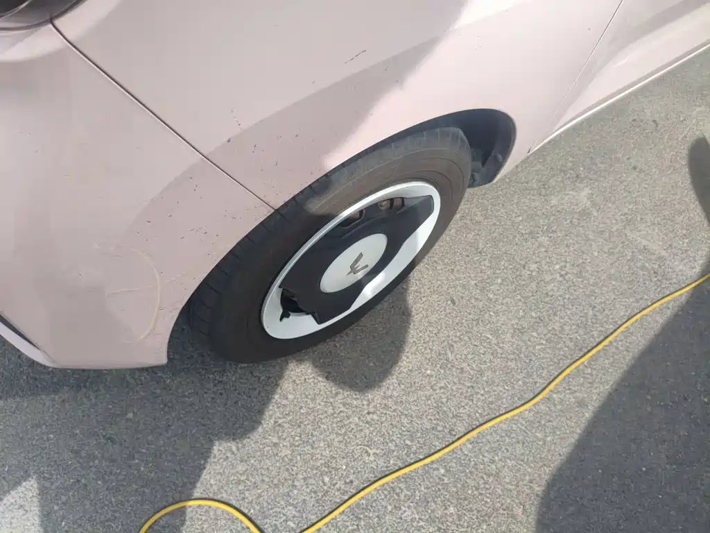 Wuling MINIEV — миниатюра 23