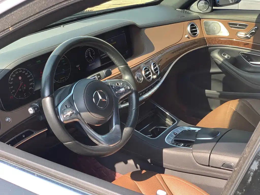 Mercedes-Benz S-Class — миниатюра 5
