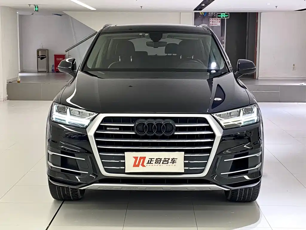 Audi Q7 — миниатюра 5