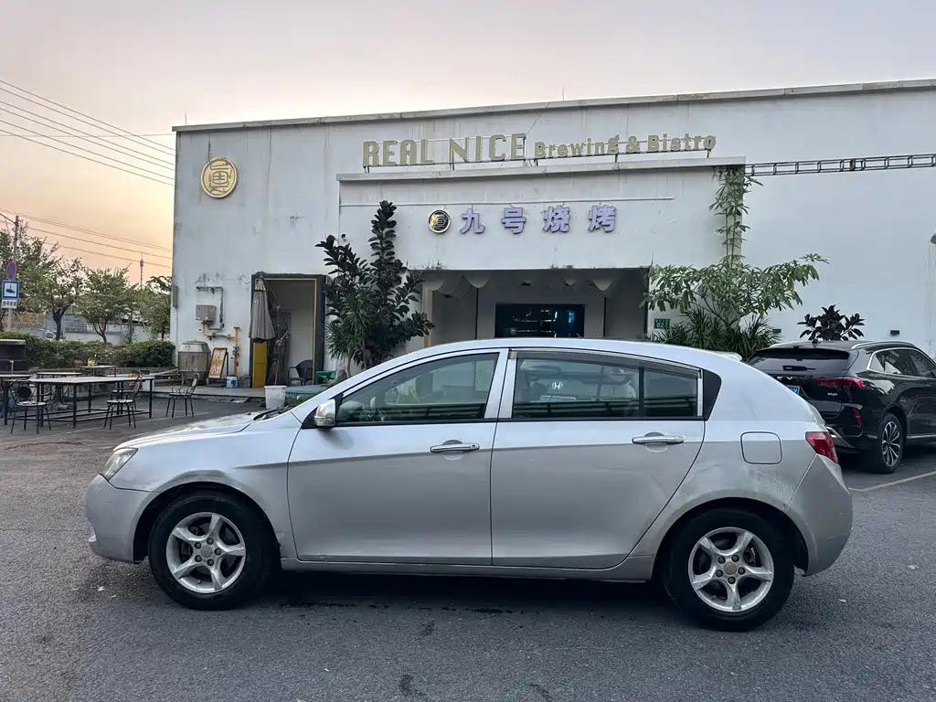 Geely Emgrand Classic — миниатюра 7