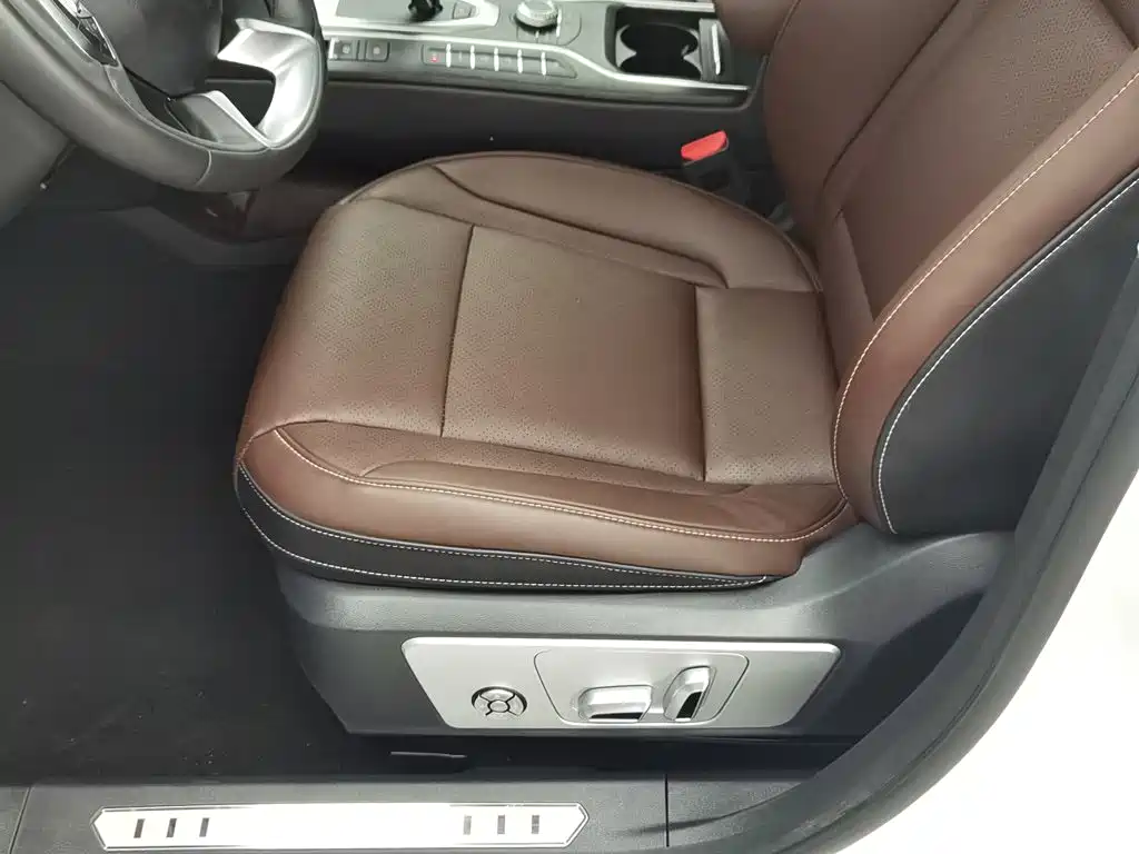 Wey Wey VV6 — миниатюра 20