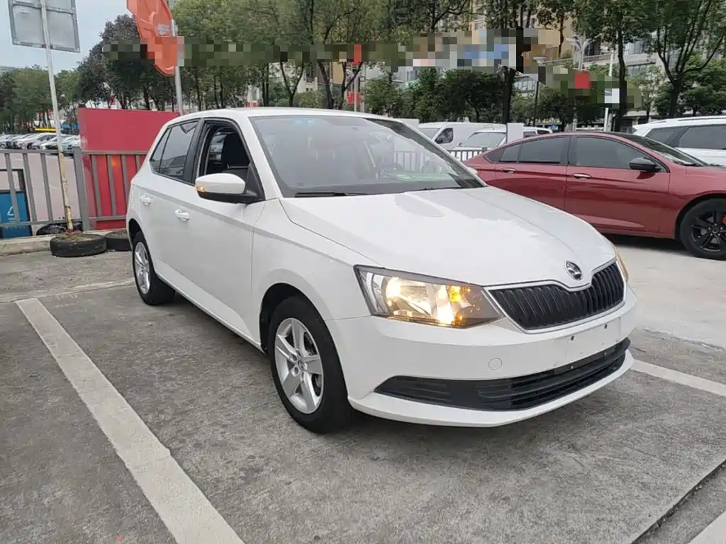 Skoda Fabia — миниатюра 4