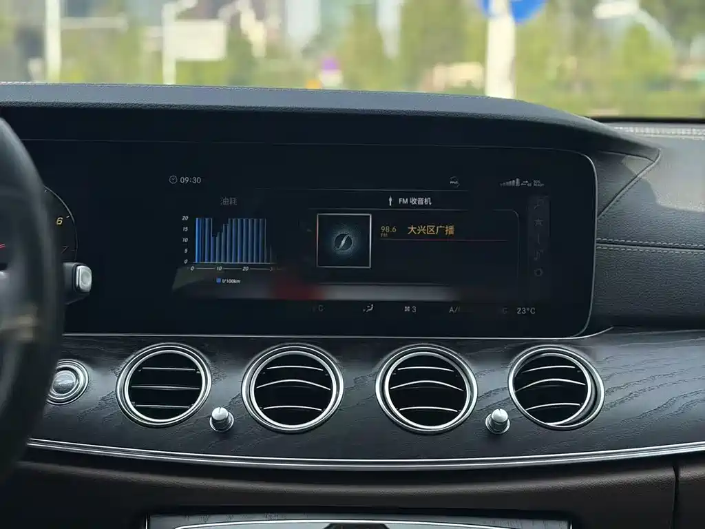 Mercedes-Benz E-Class E 2018 E 200 L Sport