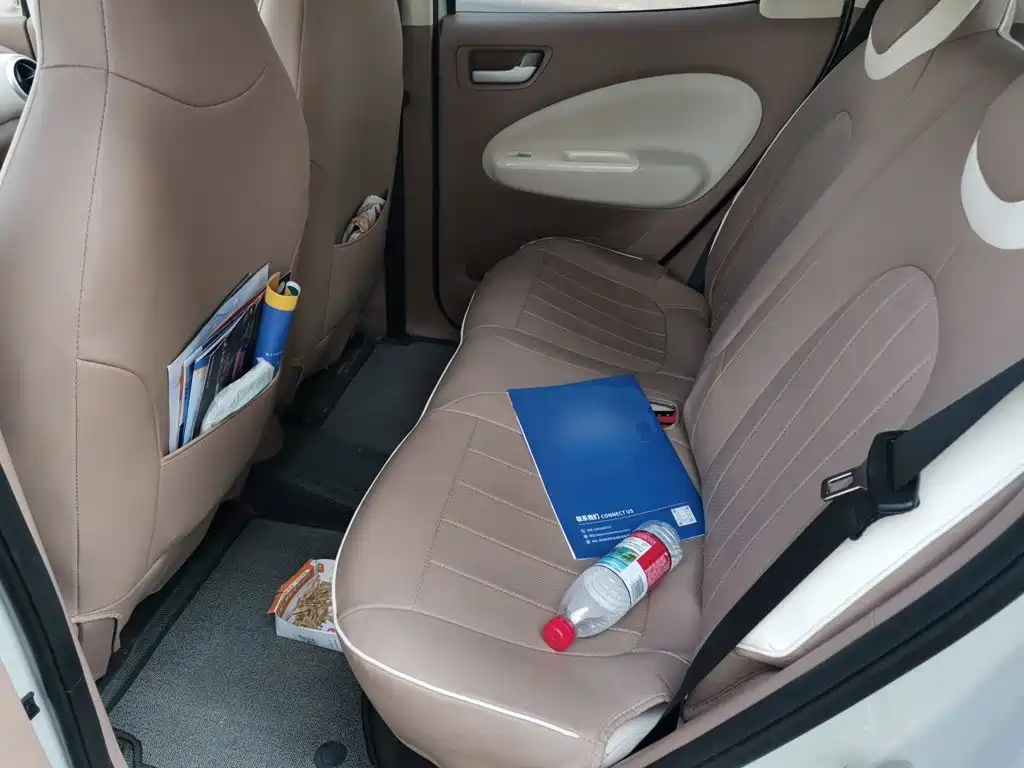 Wuling MINIEV — миниатюра 13