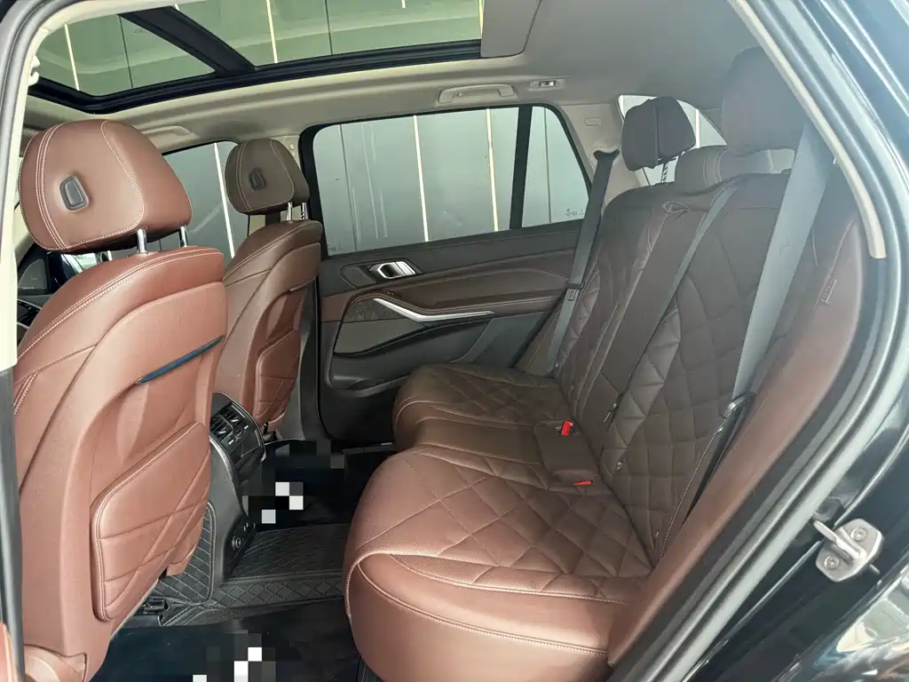 BMW X5 2022 xDrive 30Li M Sport