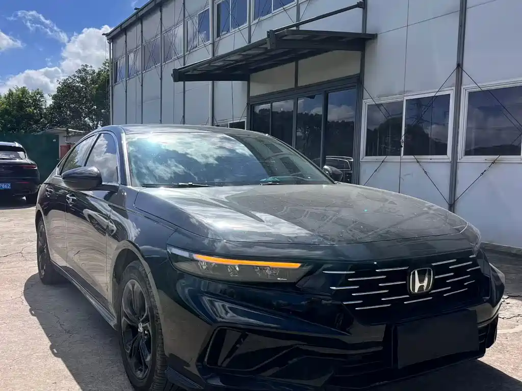 Honda Accord — миниатюра 4