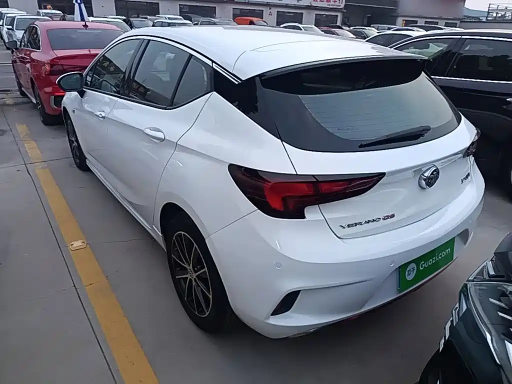 Buick Verano — миниатюра 5