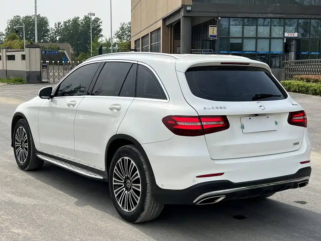 Mercedes-Benz GLC 2018 GLC 260 4MATIC