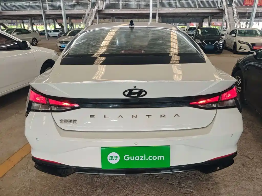 Hyundai Elantra 2021 1.5L CVT GLX Elite