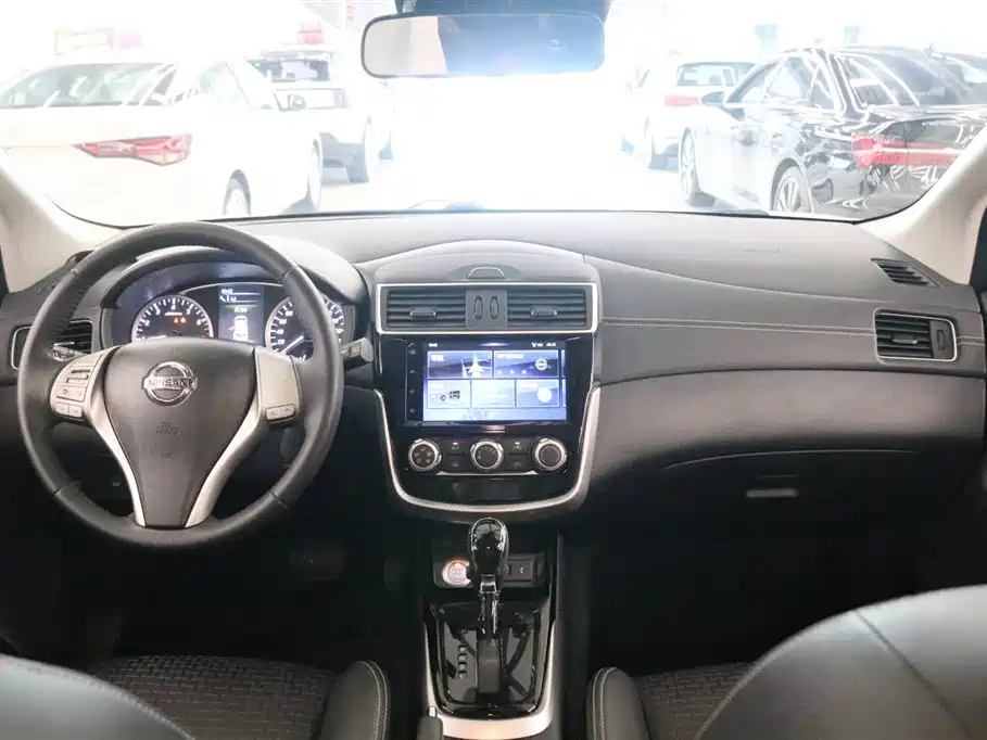 Nissan Tiida 2020 1.6L CVT