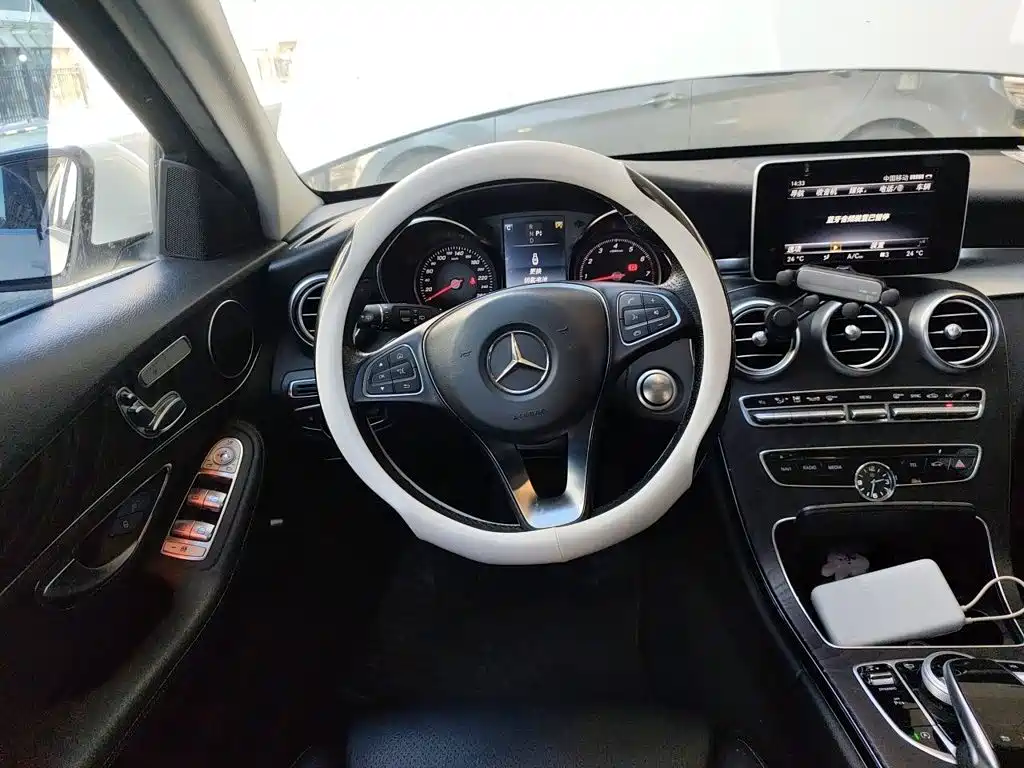 Mercedes-Benz C-Class (Import) — миниатюра 3