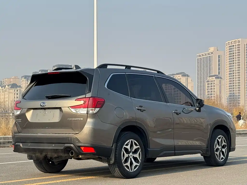 SUBARU FORESTER