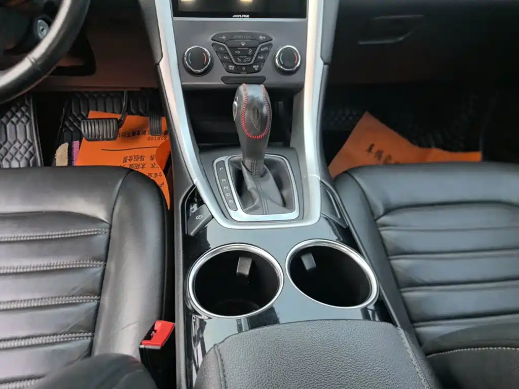 Ford Mondeo — миниатюра 14