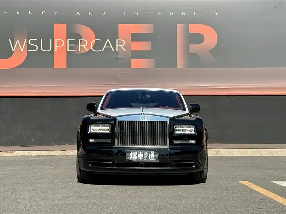 Rolls-Royce Phantom 6.7L Extended Edition EWB, фото 2