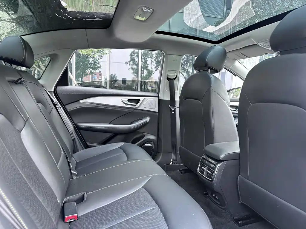Roewe i6 MAX — фотографии объявления, Фото 12