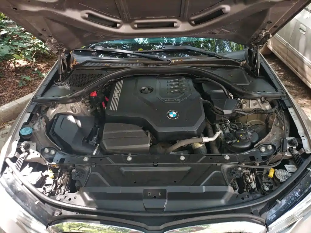 BMW 3 Series — миниатюра 21