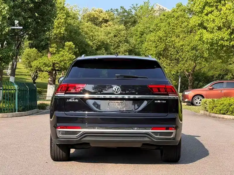 Volkswagen Teramont — миниатюра 8