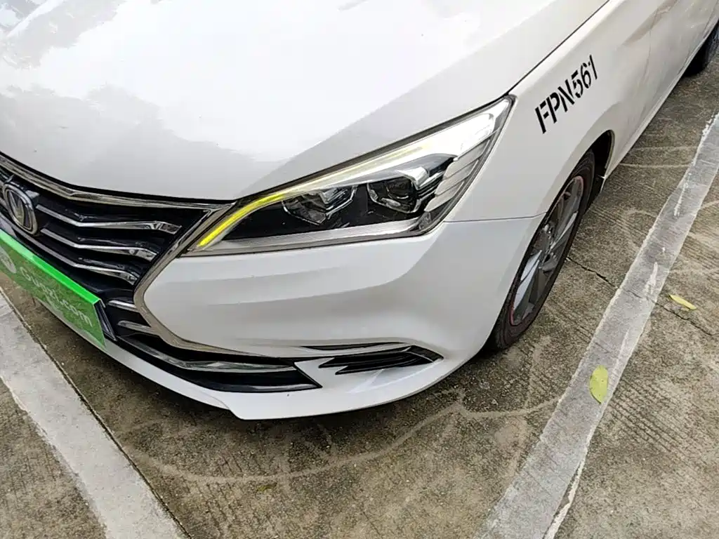 Changan Eado DT — миниатюра 24