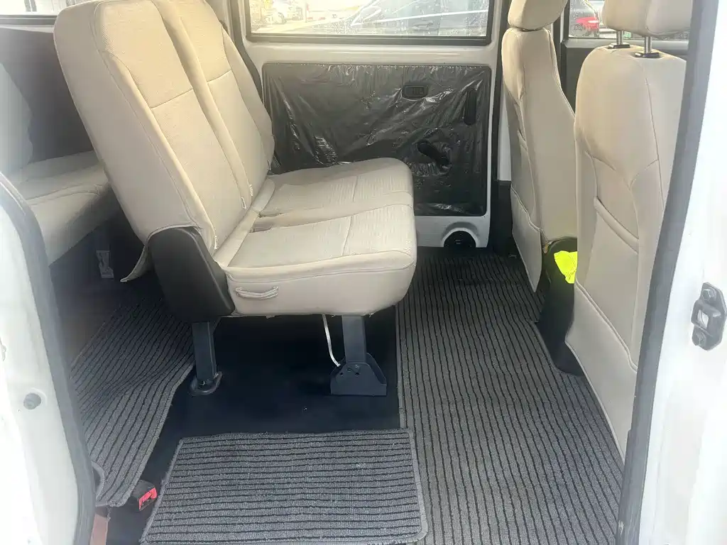 Wuling V 2019 1.5L VI LAR