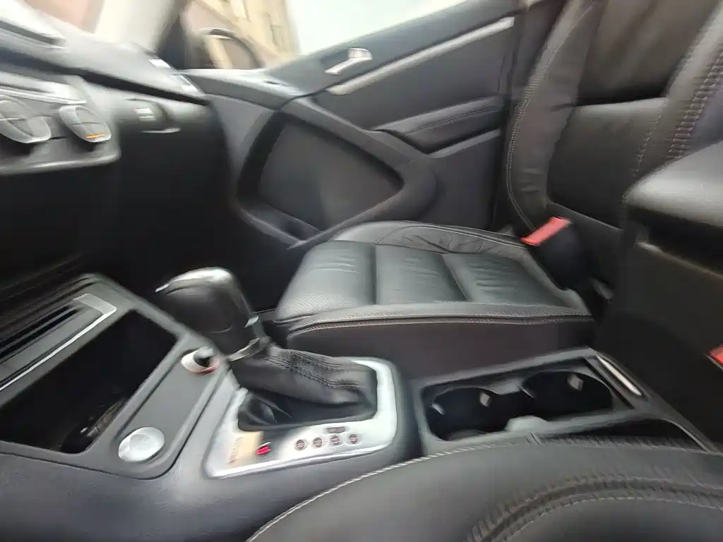 Volkswagen Tiguan — миниатюра 15