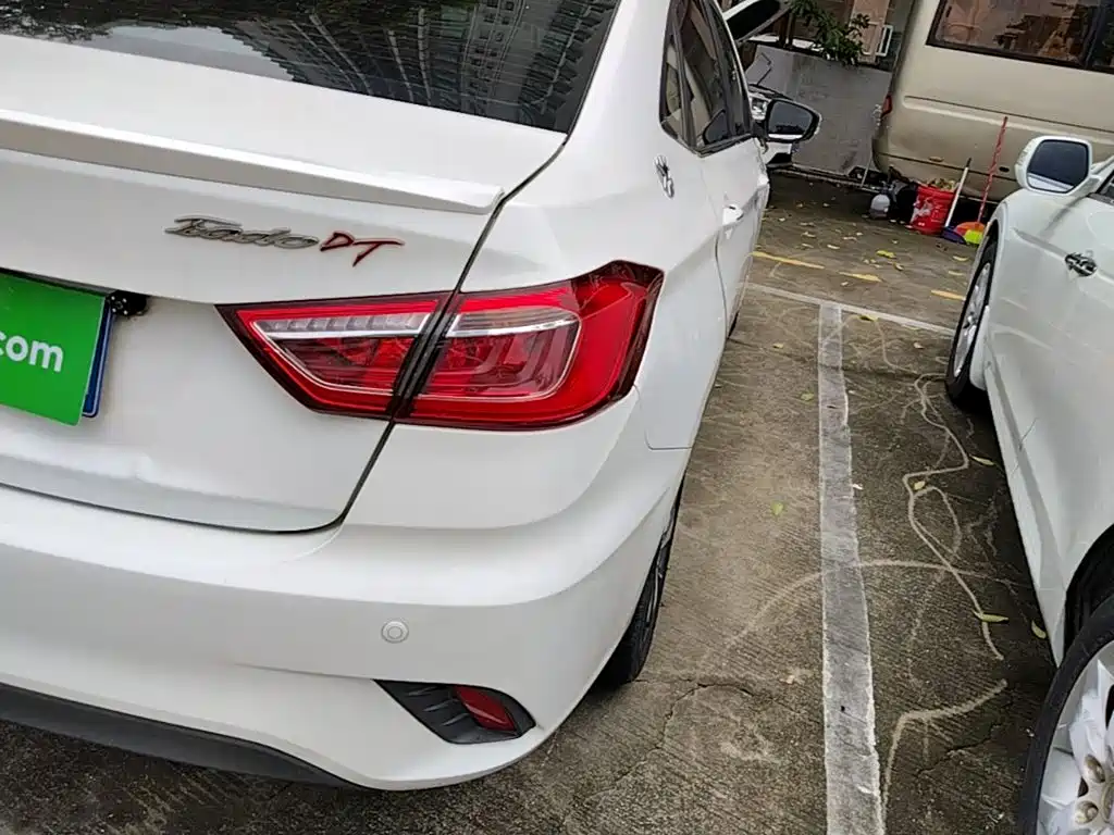 Changan Eado DT — миниатюра 8