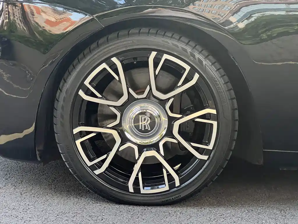 Rolls-Royce Ghost — миниатюра 9
