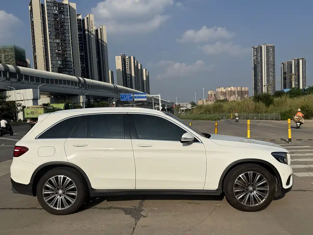 Mercedes-Benz GLC — миниатюра 7