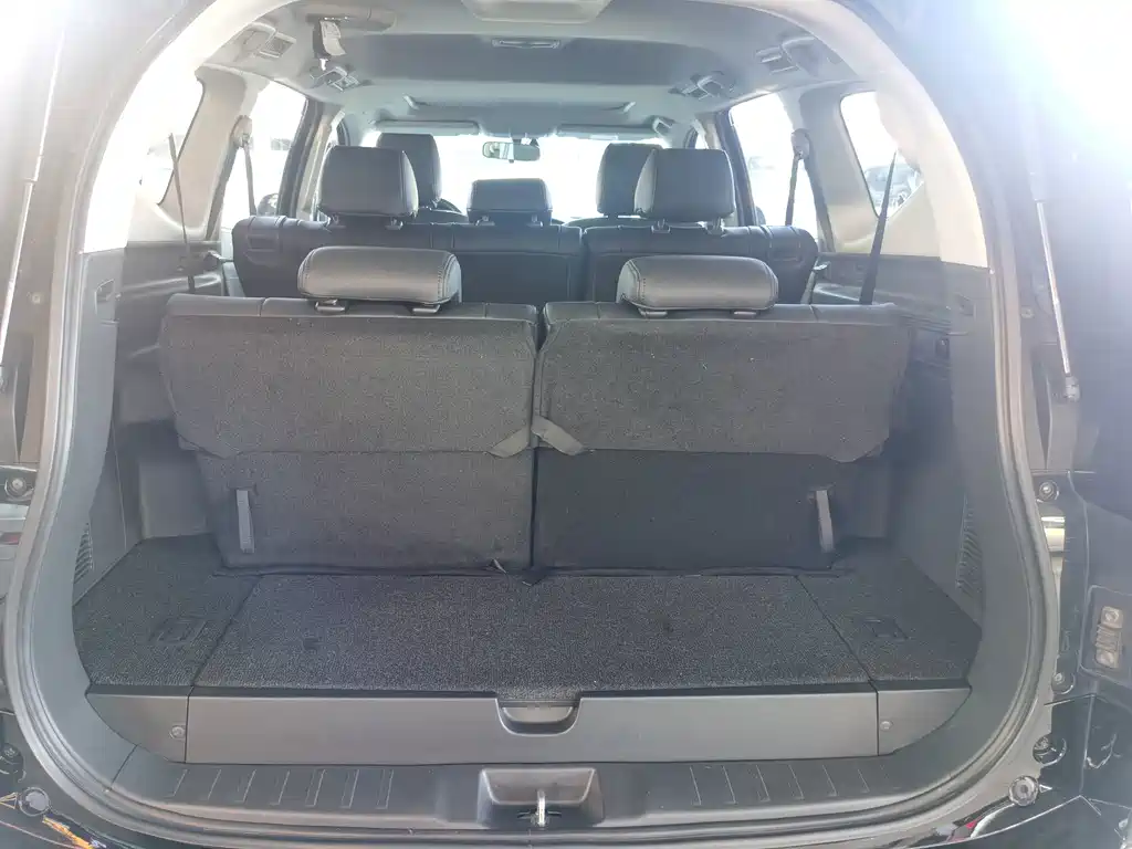 Mitsubishi Pajero Sport (Import) — миниатюра 10
