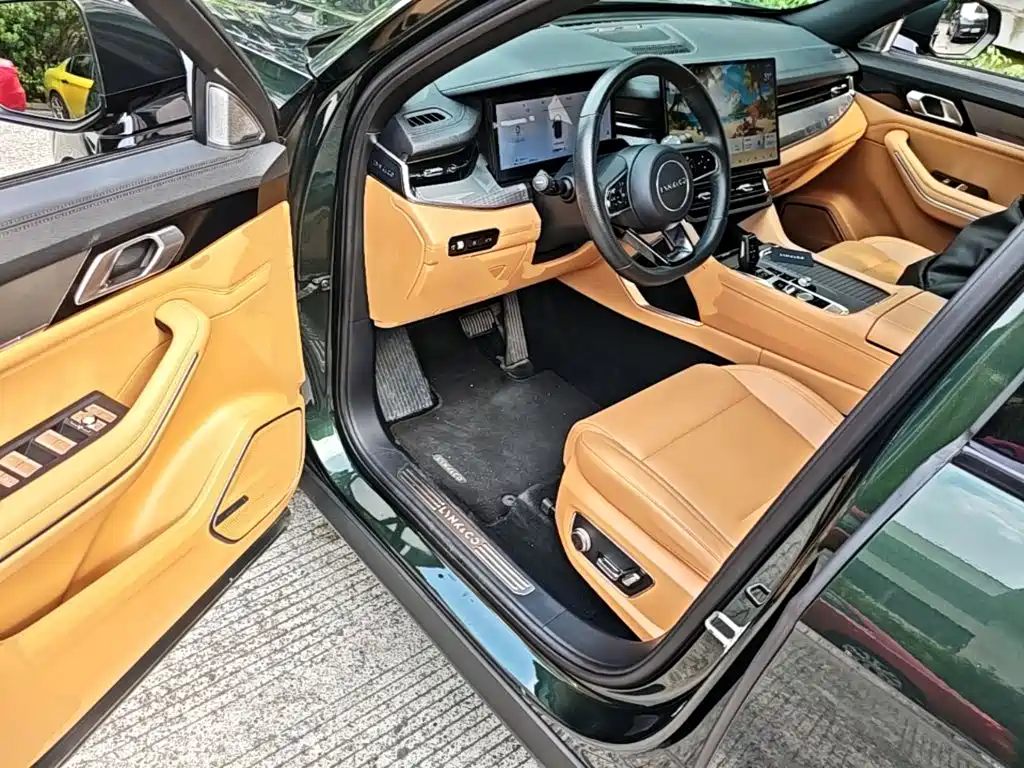 Lynk & Co 09 EM-P — миниатюра 16