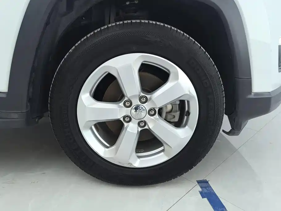 Jeep Compass — миниатюра 6