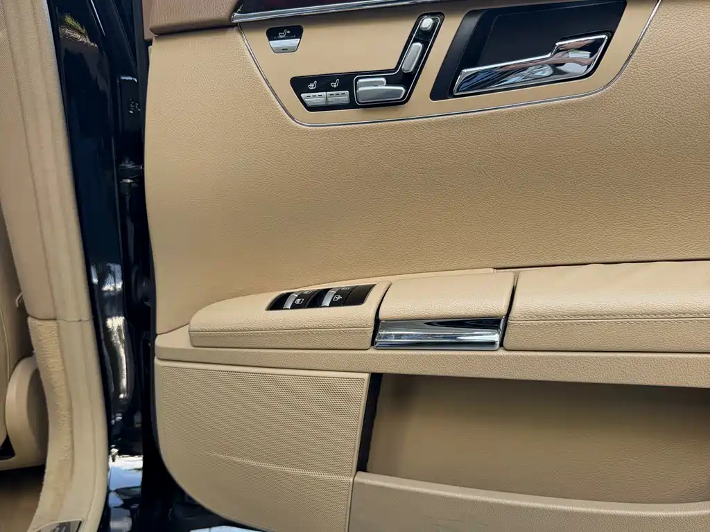 Mercedes-Benz S-Class — миниатюра 14