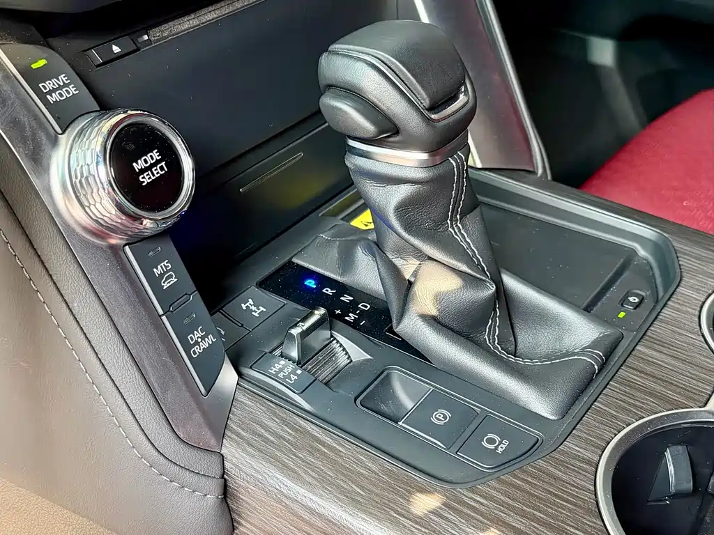 Toyota Land Cruiser — миниатюра 12