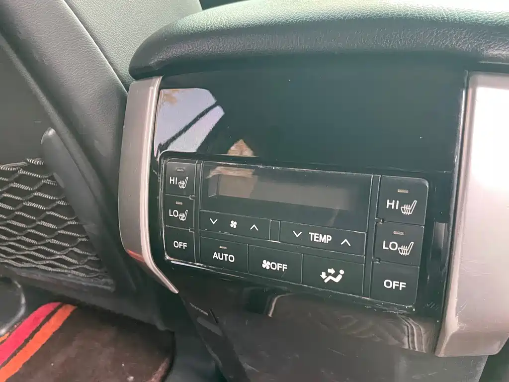 Toyota Prado — миниатюра 16
